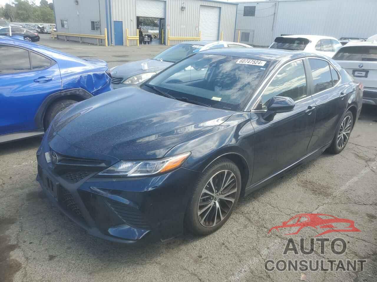 TOYOTA CAMRY 2018 - JTNB11HK0J3031035