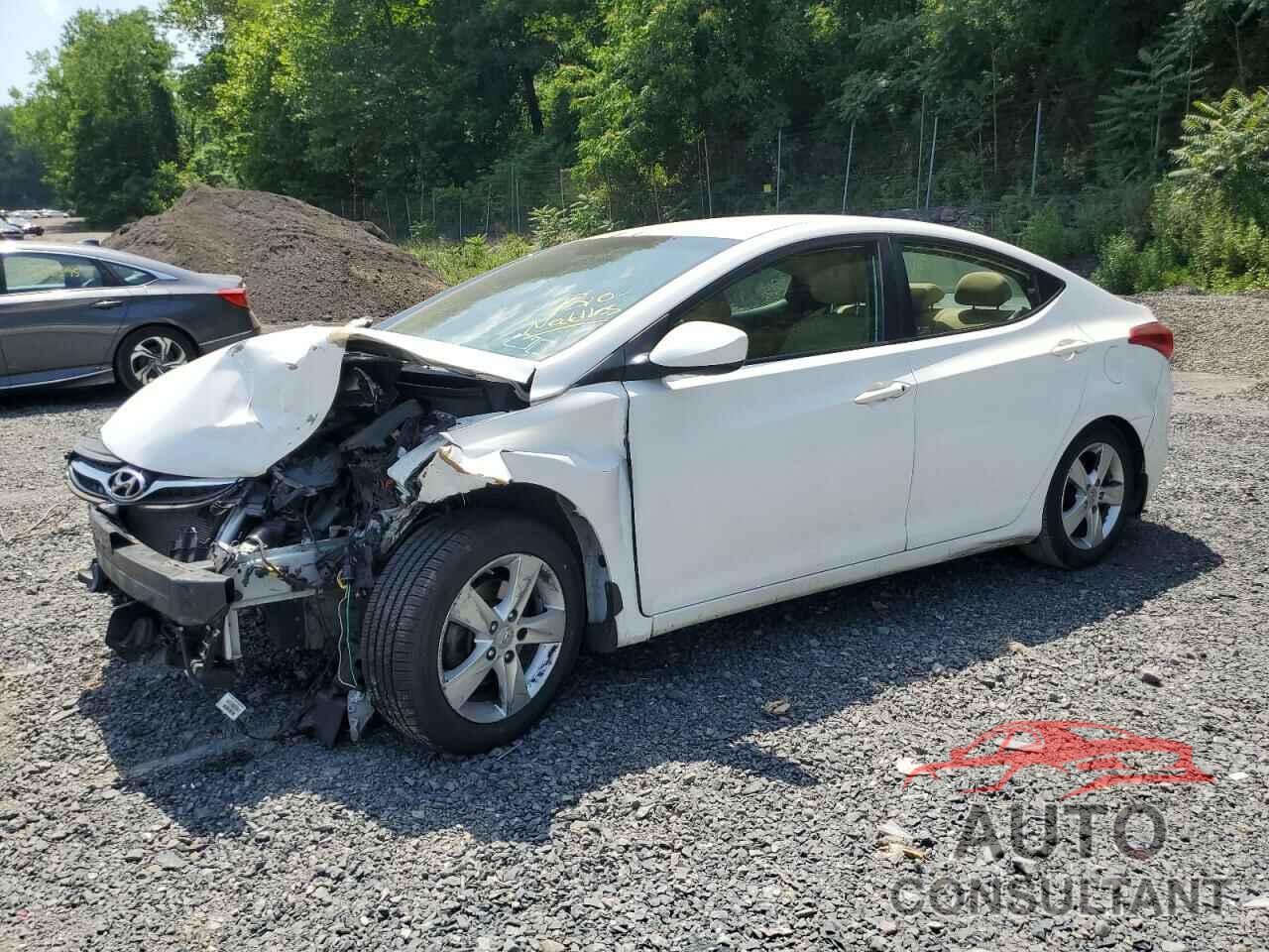 HYUNDAI ELANTRA 2013 - 5NPDH4AE3DH266827