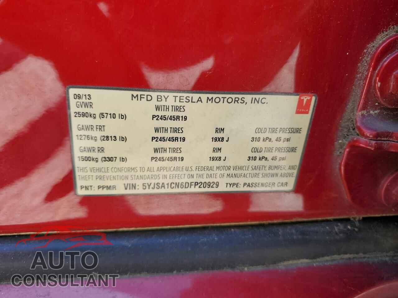 TESLA MODEL S 2013 - 5YJSA1CN6DFP20929