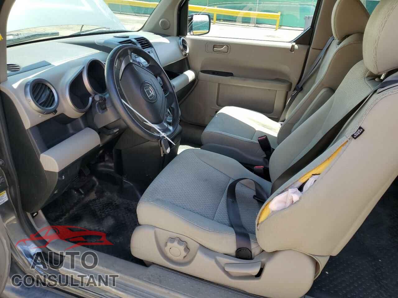 HONDA ELEMENT 2011 - 5J6YH1H76BL000664