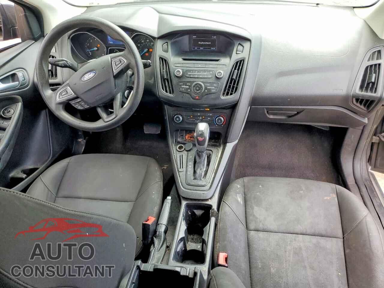 FORD FOCUS 2015 - 1FADP3K25FL203220