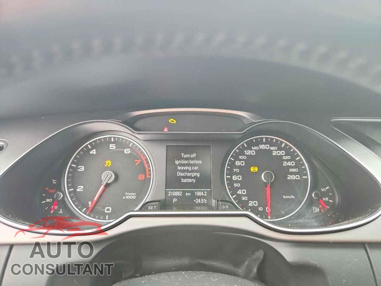 AUDI A4 2013 - WAUFFCFL8DN041297
