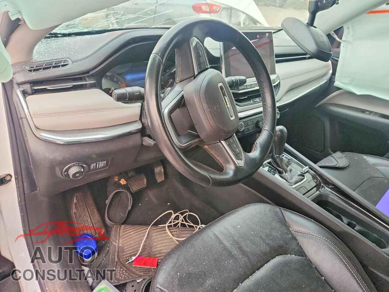 JEEP COMPASS 2022 - 3C4NJDCB8NT113812