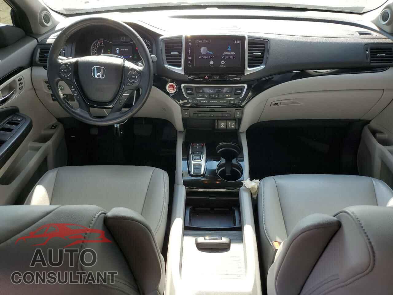 HONDA PILOT 2018 - 5FNYF6H96JB069558
