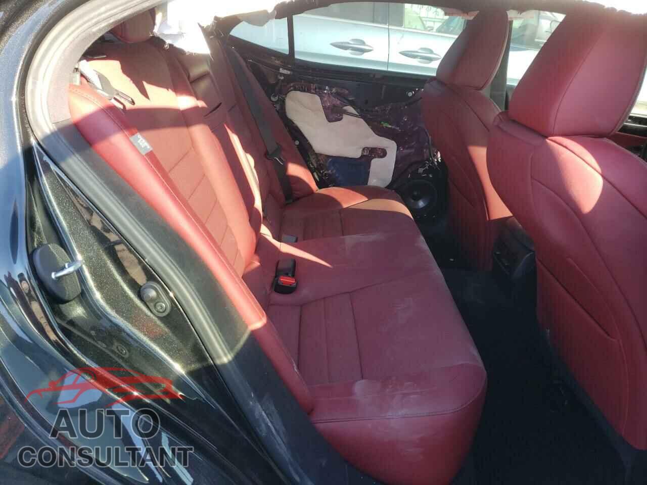 LEXUS IS 2019 - JTHBA1D20K5094652