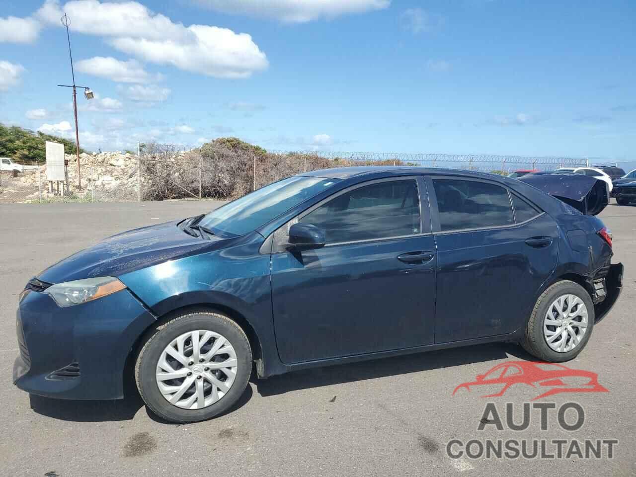 TOYOTA COROLLA 2017 - 5YFBURHE3HP696307