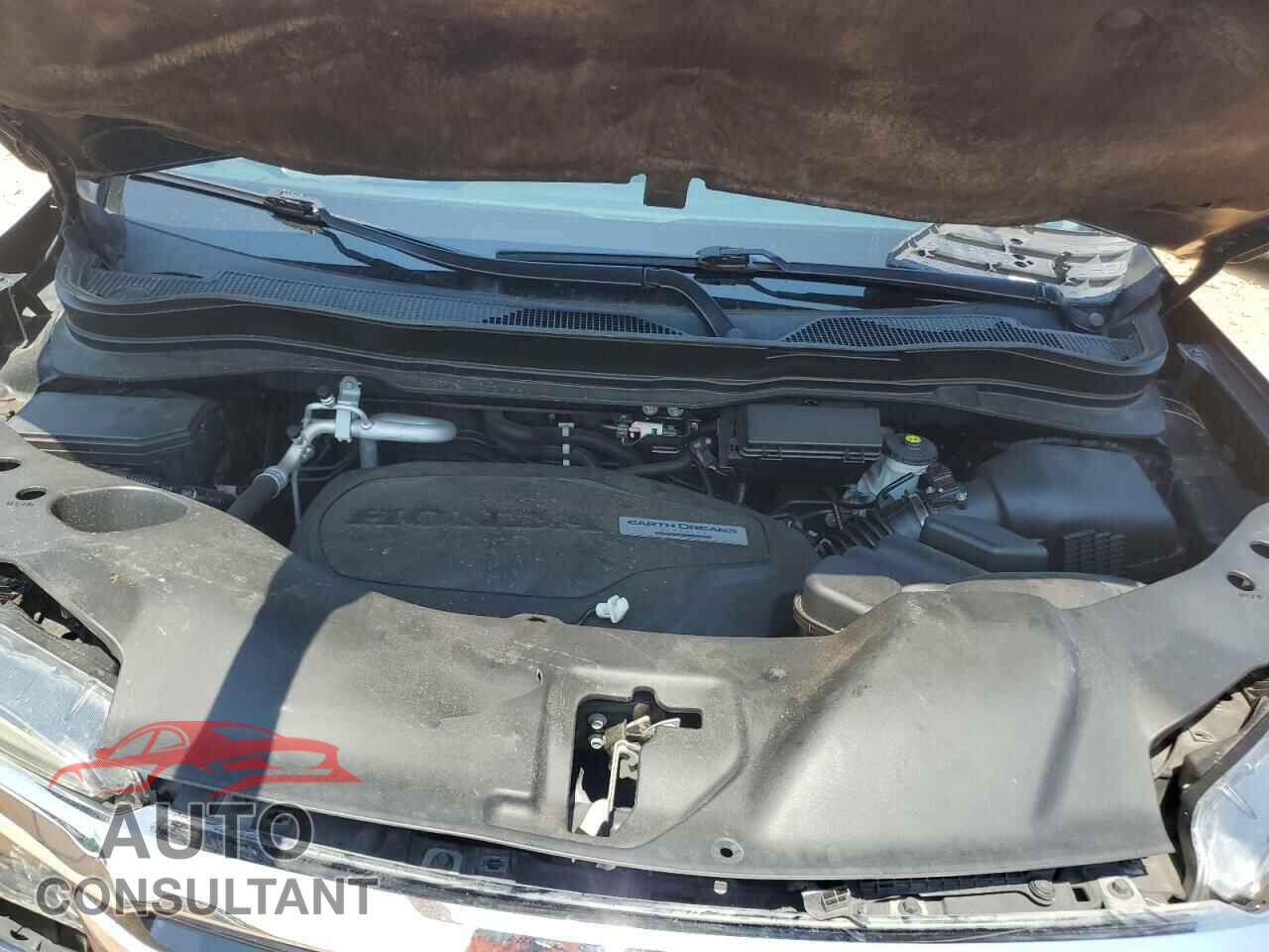 HONDA PILOT 2017 - 5FNYF5H98HB002013