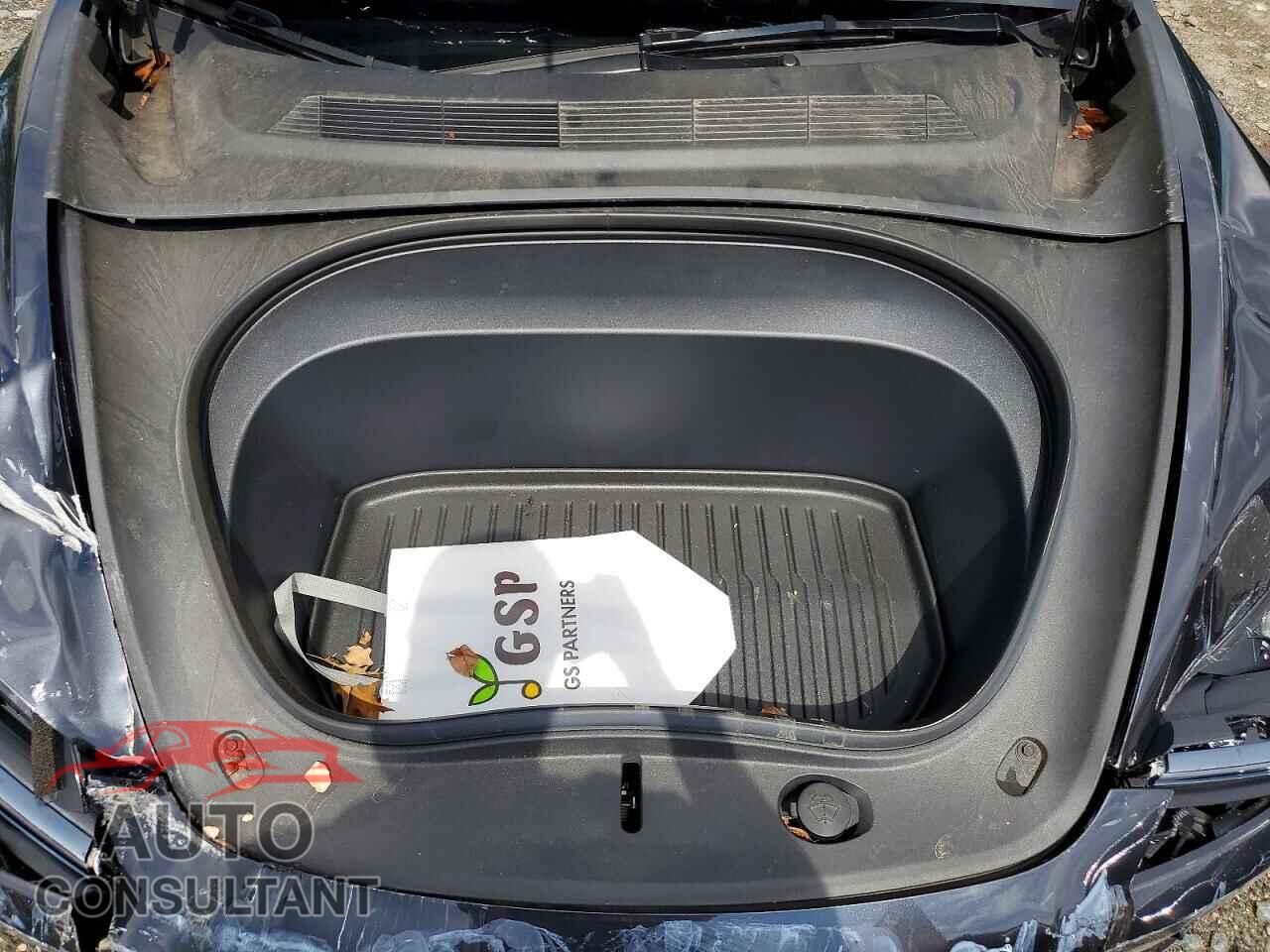 TESLA MODEL 3 2024 - 5YJ3E1EA9RF867983