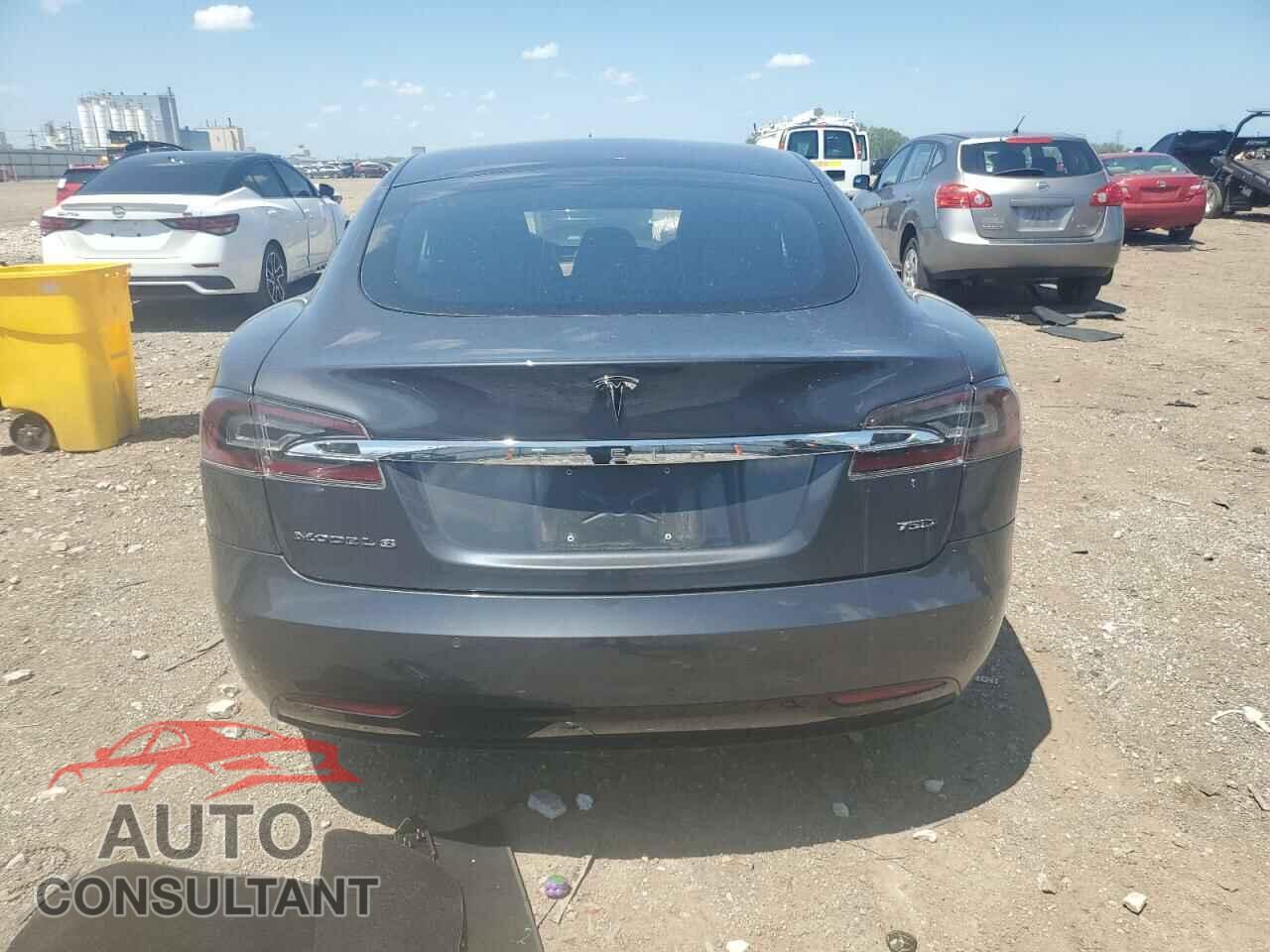 TESLA MODEL S 2018 - 5YJSA1E25JF273444