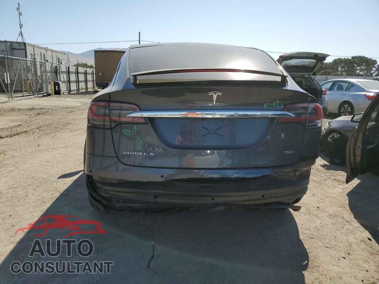 TESLA MODEL X 2016 - 5YJXCBE21GF027716
