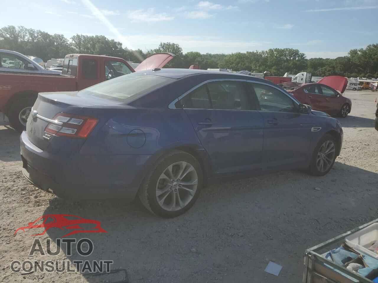 FORD TAURUS 2013 - 1FAHP2E85DG120744