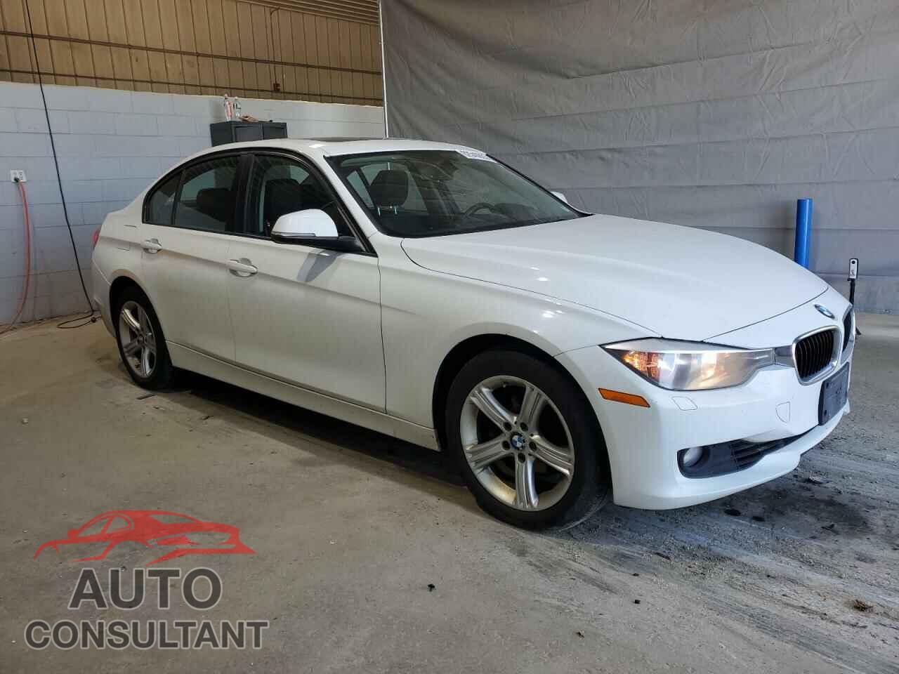 BMW 3 SERIES 2014 - WBA3B5C50EP652348
