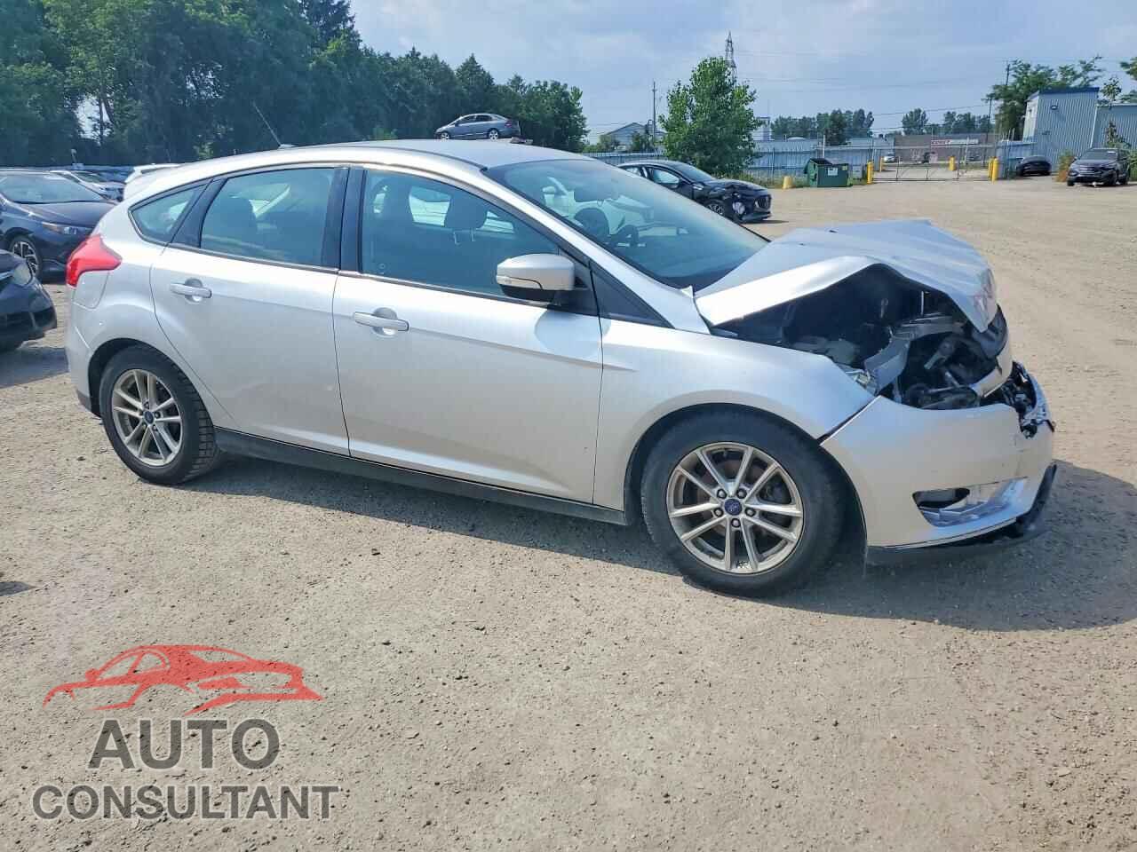 FORD FOCUS 2017 - 1FADP3K26HL280455