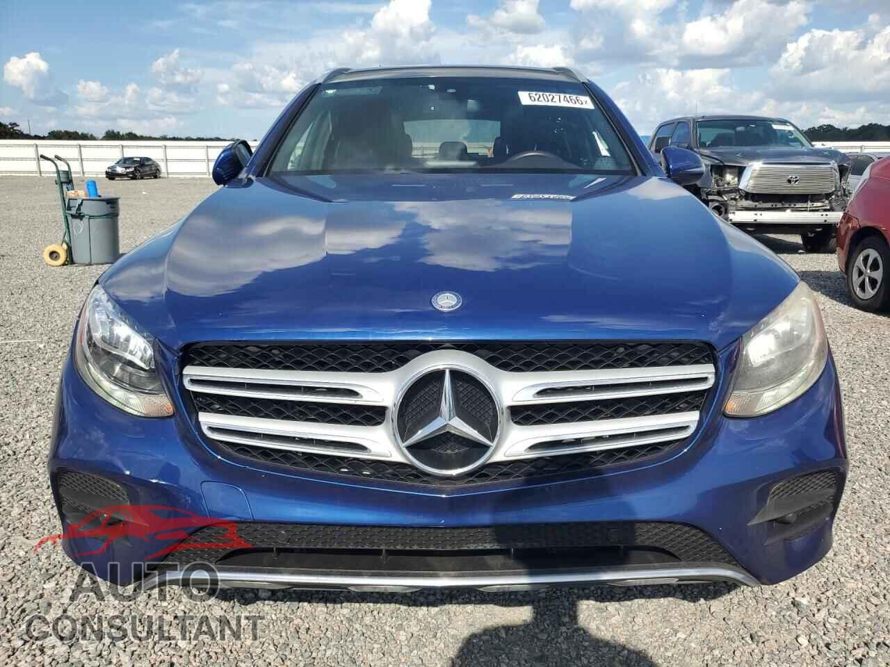 MERCEDES-BENZ GLC-CLASS 2017 - WDC0G4JB9HF127576