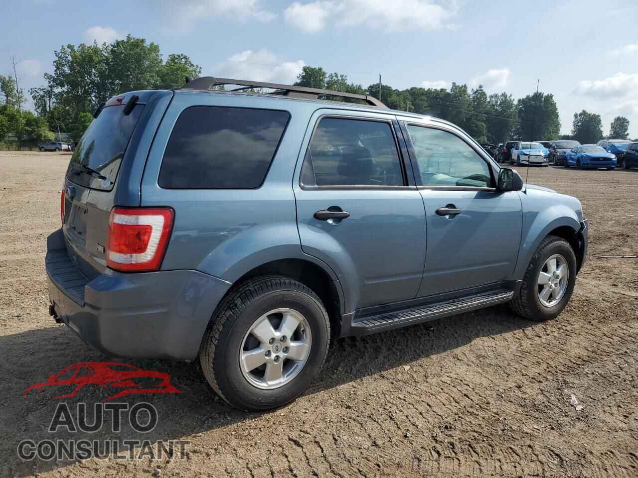 FORD ESCAPE 2011 - 1FMCU9DG3BKB40639