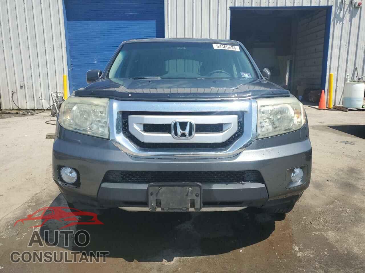 HONDA PILOT 2011 - 5FNYF4H98BB027544