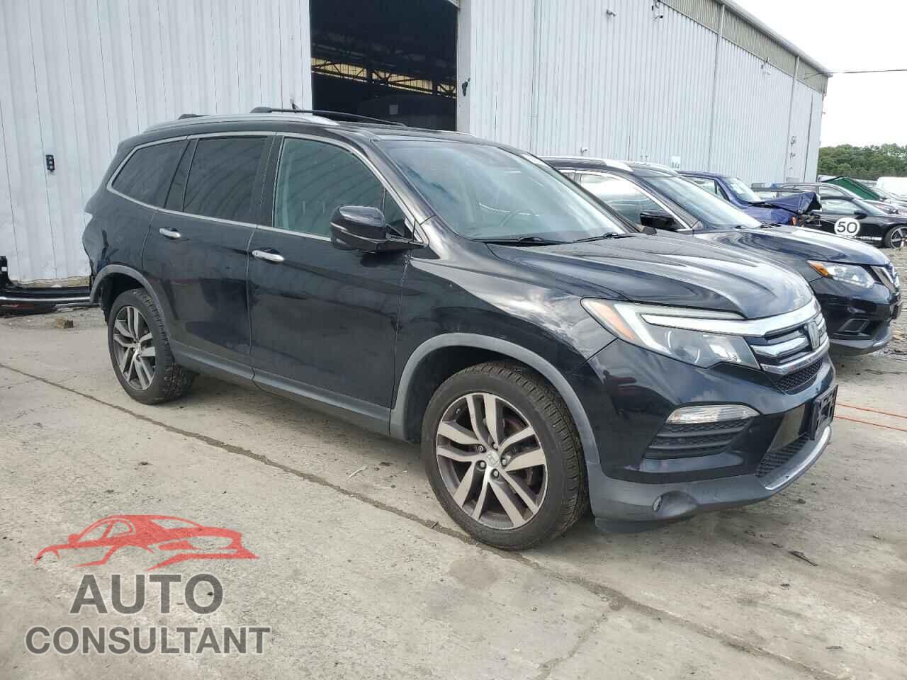 HONDA PILOT 2017 - 5FNYF6H96HB078514