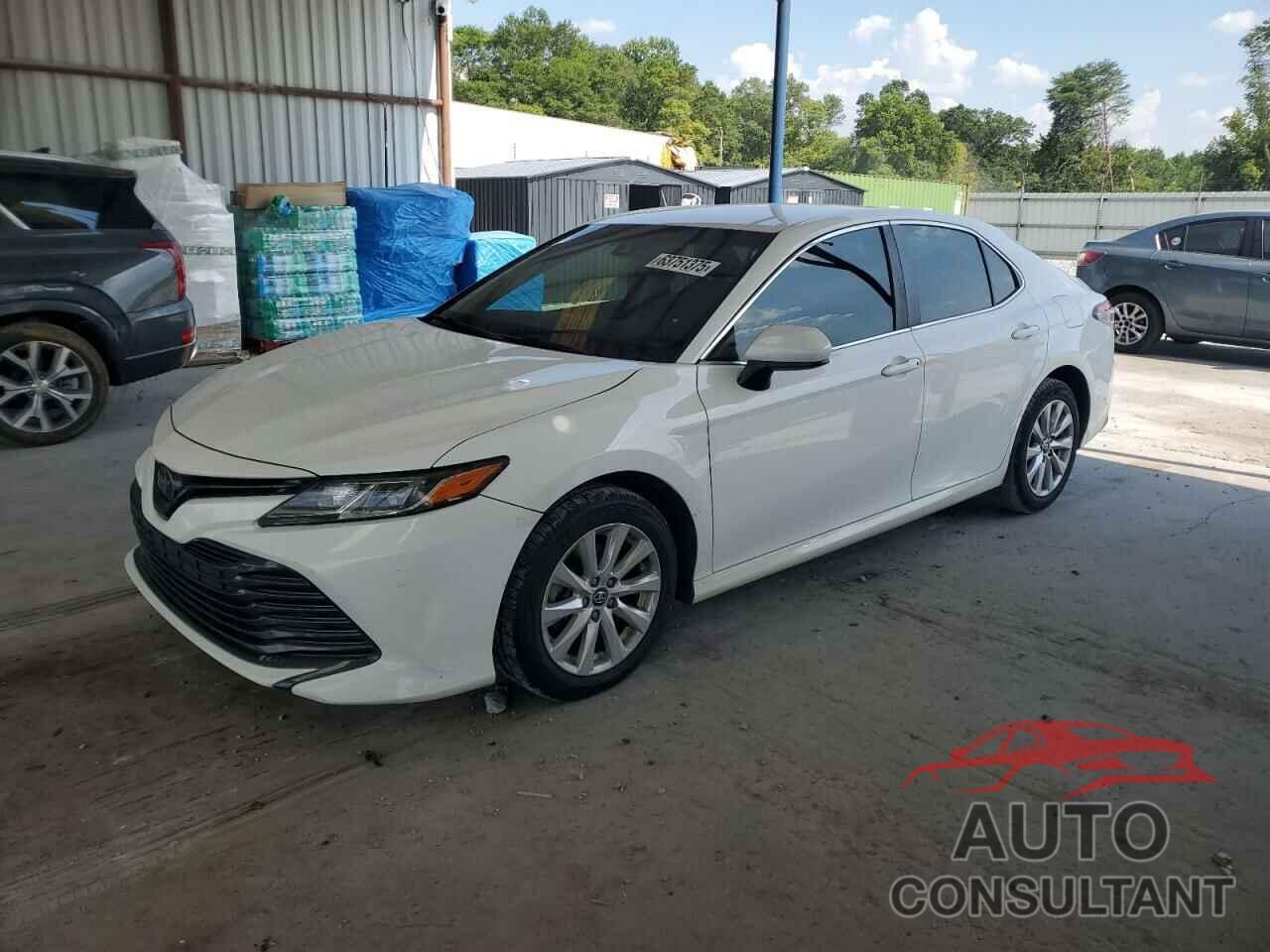 TOYOTA CAMRY 2018 - 4T1B11HK8JU512953