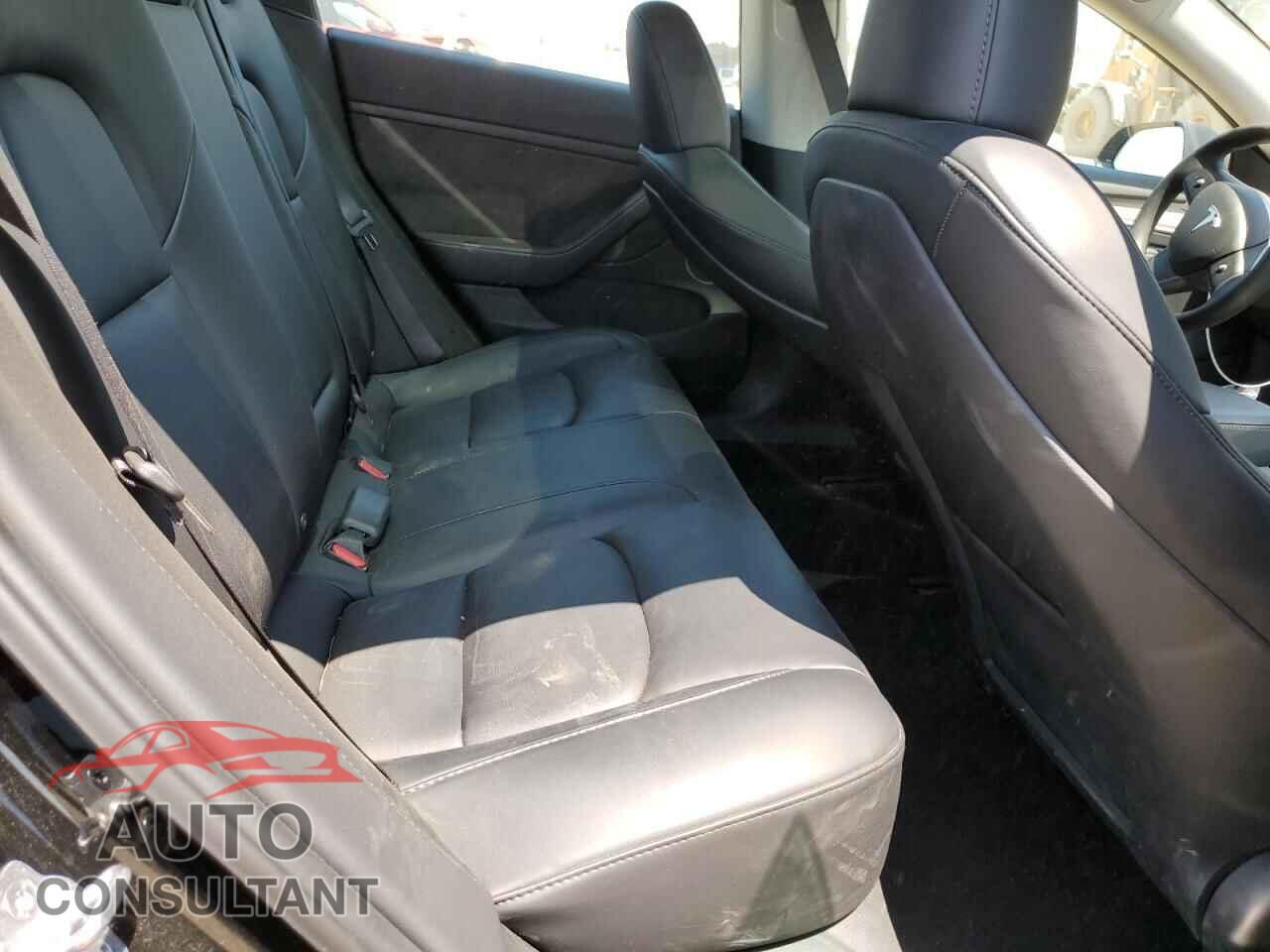 TESLA MODEL 3 2023 - 5YJ3E1EB4PF637645