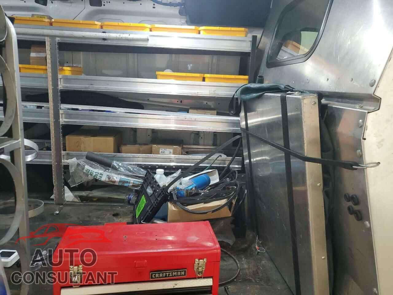 FORD TRANSIT 2019 - 1FTYR1YM8KKB63752