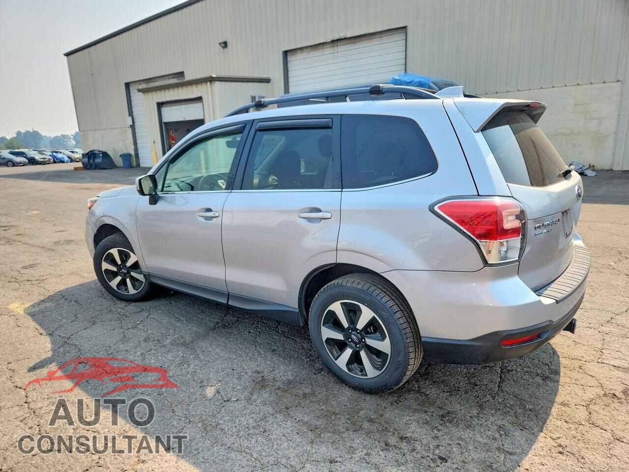 SUBARU FORESTER 2017 - JF2SJAJC2HH416666
