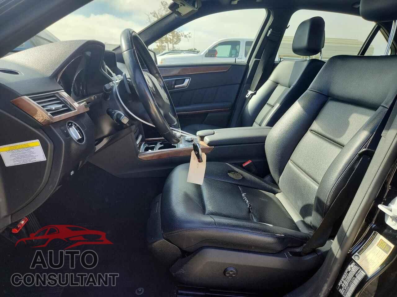 MERCEDES-BENZ E-CLASS 2012 - WDDHF5KB1CA603296
