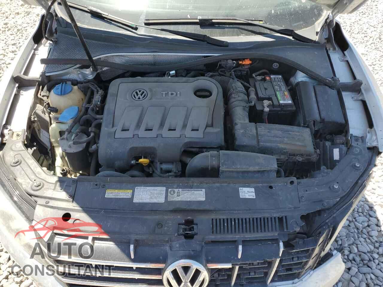 VOLKSWAGEN PASSAT 2014 - 1VWBN7A3XEC061497
