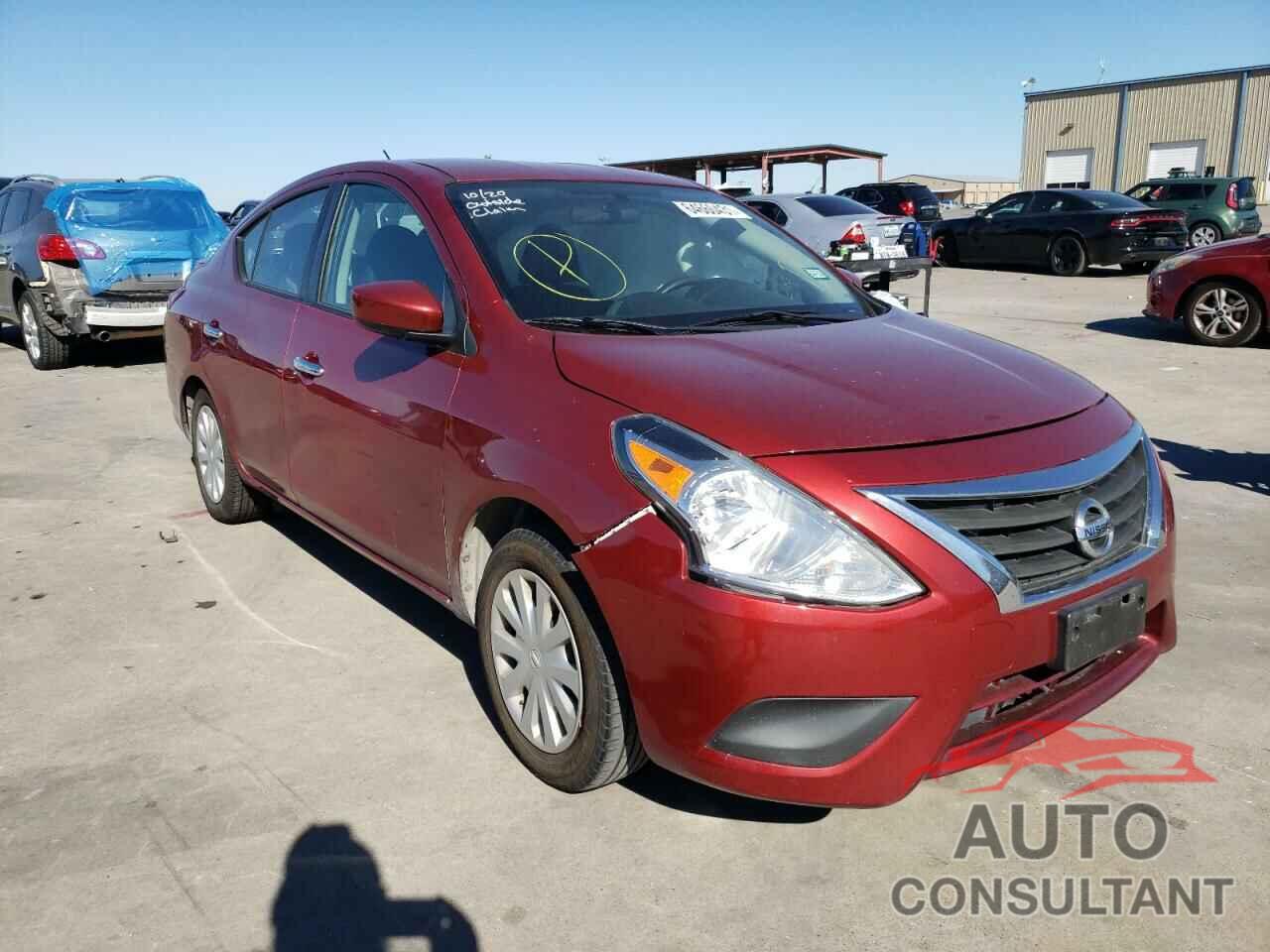 NISSAN VERSA 2018 - 3N1CN7AP0JL823568