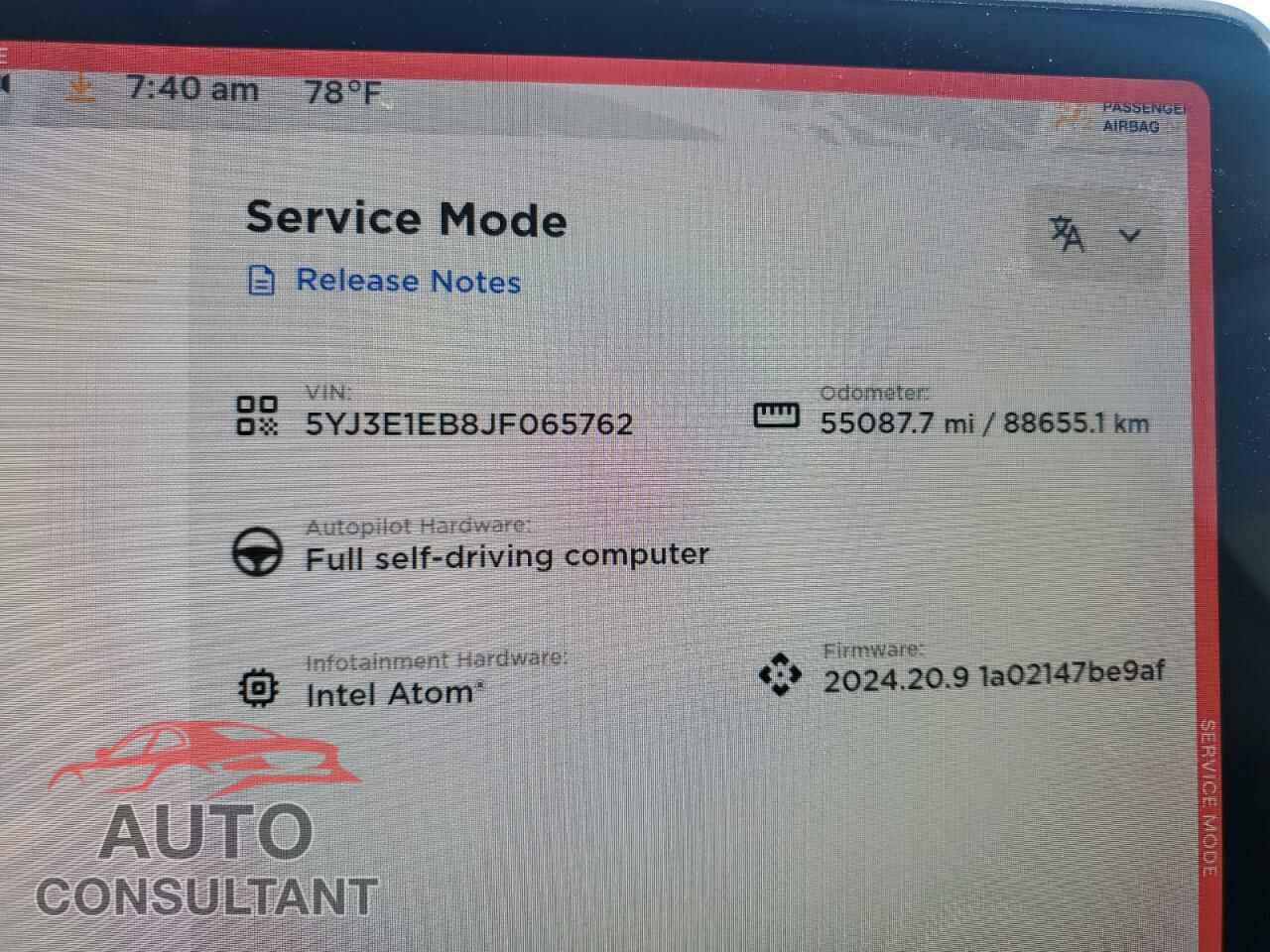 TESLA MODEL 3 2018 - 5YJ3E1EB8JF065762