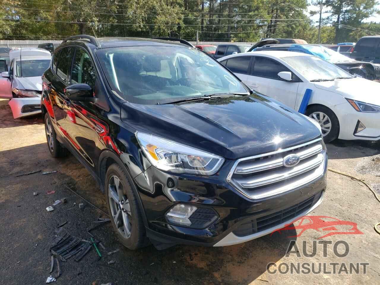 FORD ESCAPE 2017 - 1FMCU0G93HUC37376