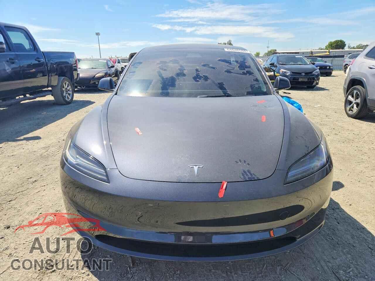 TESLA MODEL 3 2024 - 5YJ3E1EA4RF726061