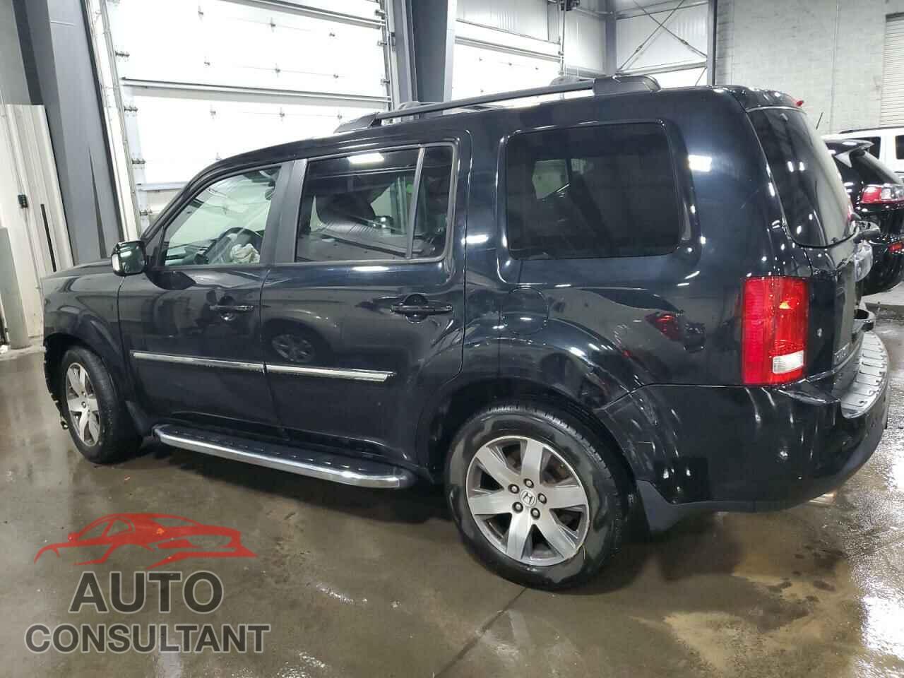 HONDA PILOT 2015 - 5FNYF4H98FB028683