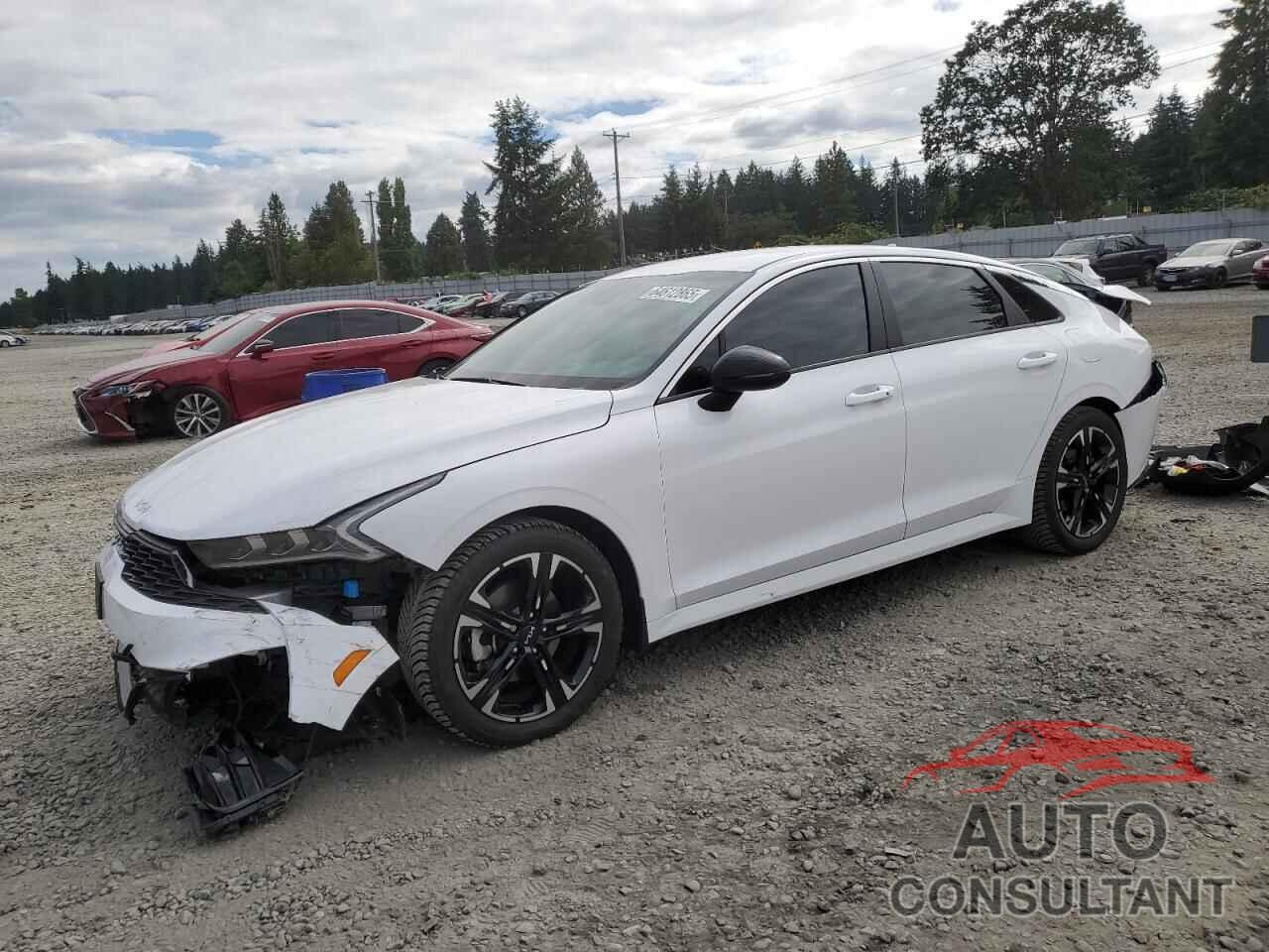 KIA K5 2023 - 5XXG64J26PG211765