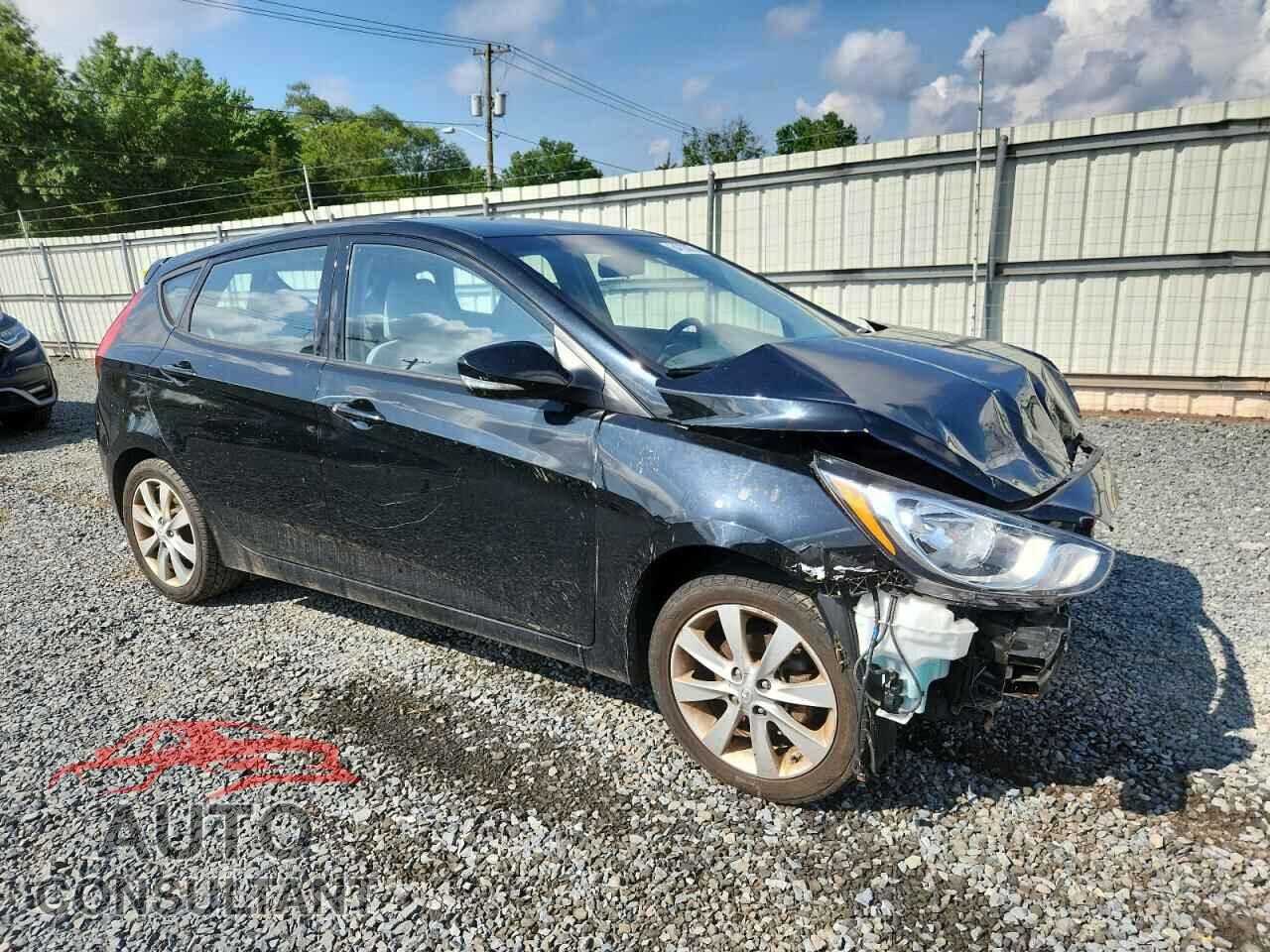 HYUNDAI ACCENT 2013 - KMHCU5AE4DU106020