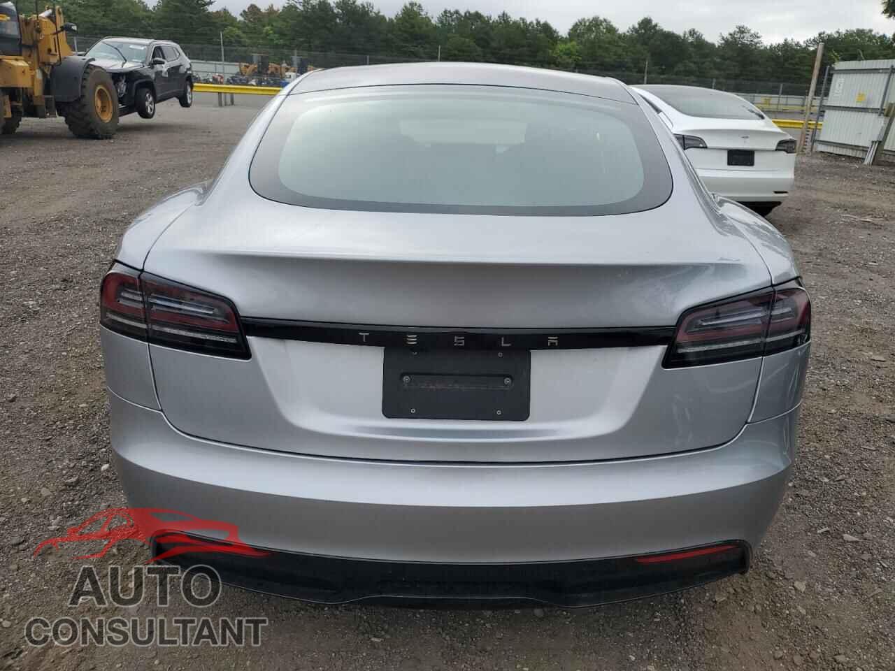 TESLA MODEL S 2024 - 5YJSA1E53RF545012