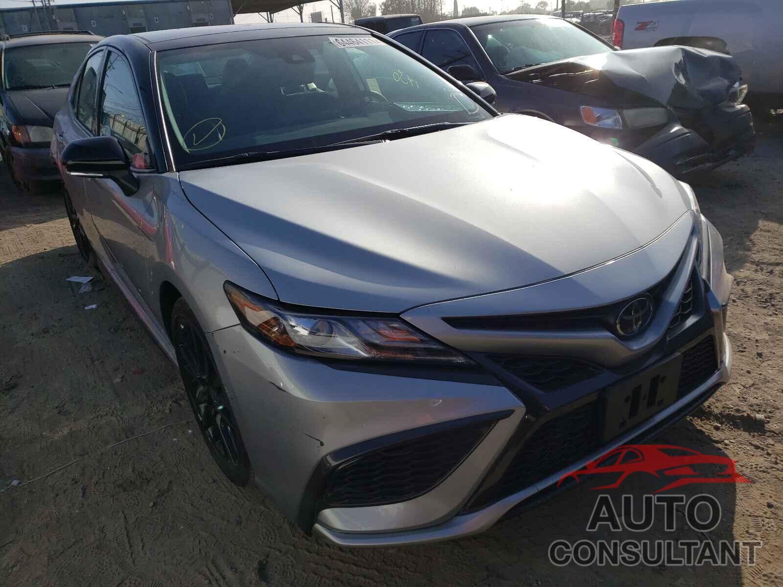 TOYOTA CAMRY 2021 - 4T1K61AK2MU482770