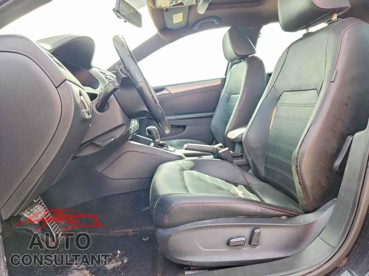 VOLKSWAGEN JETTA 2013 - 3VW467AJ2DM264658