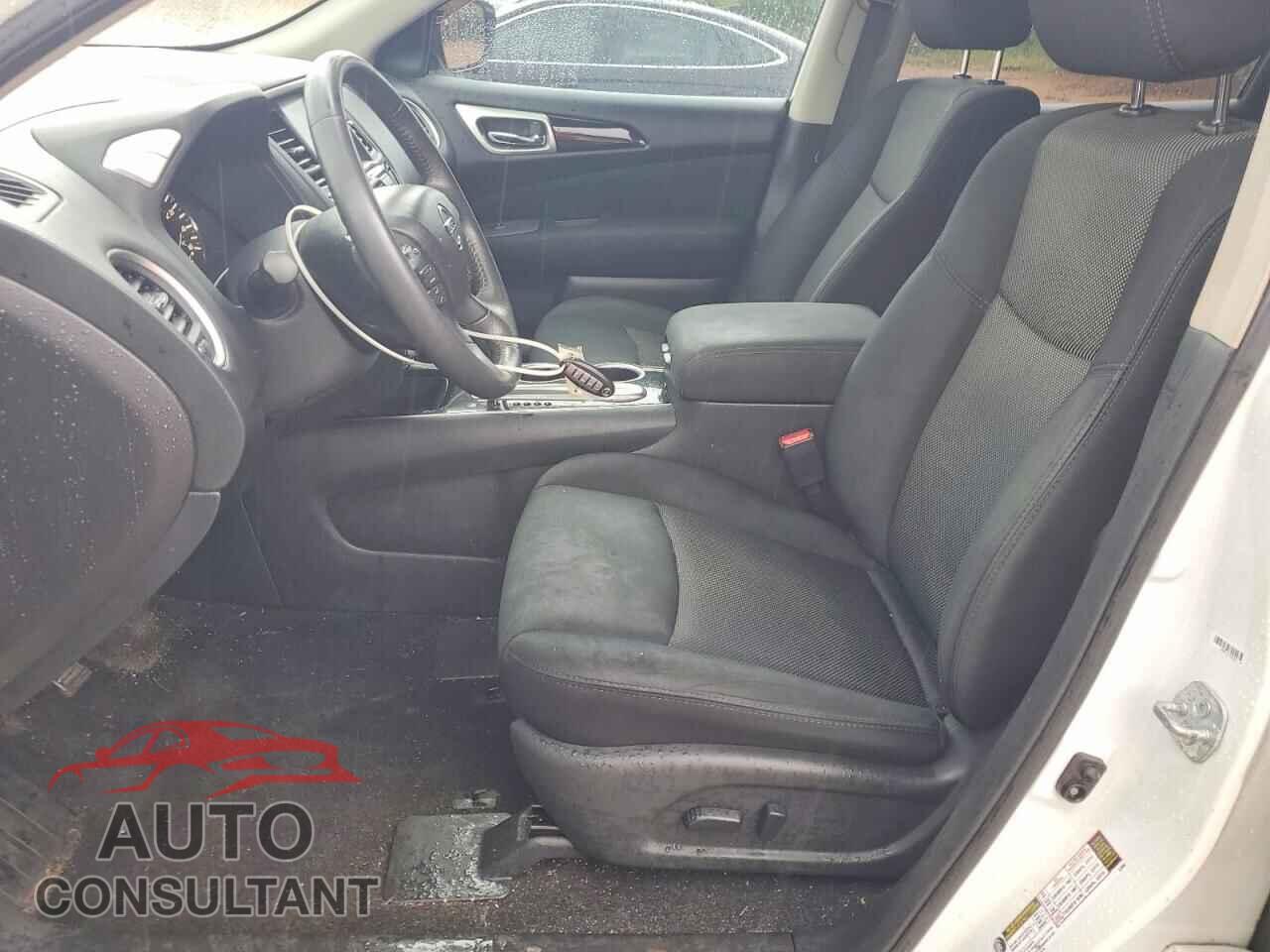 NISSAN PATHFINDER 2017 - 5N1DR2MN1HC653466