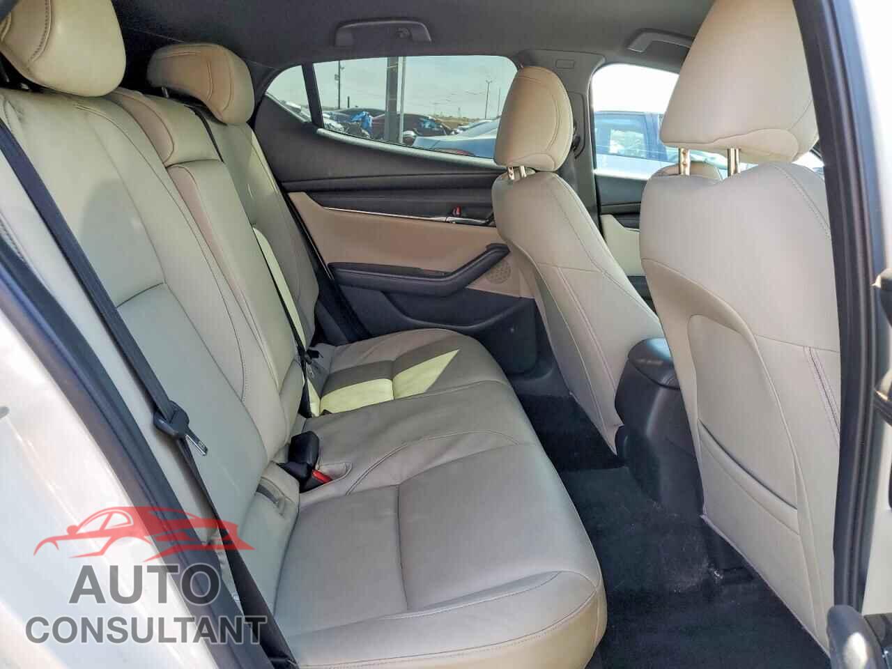 MAZDA 3 2019 - JM1BPAMM5K1131252