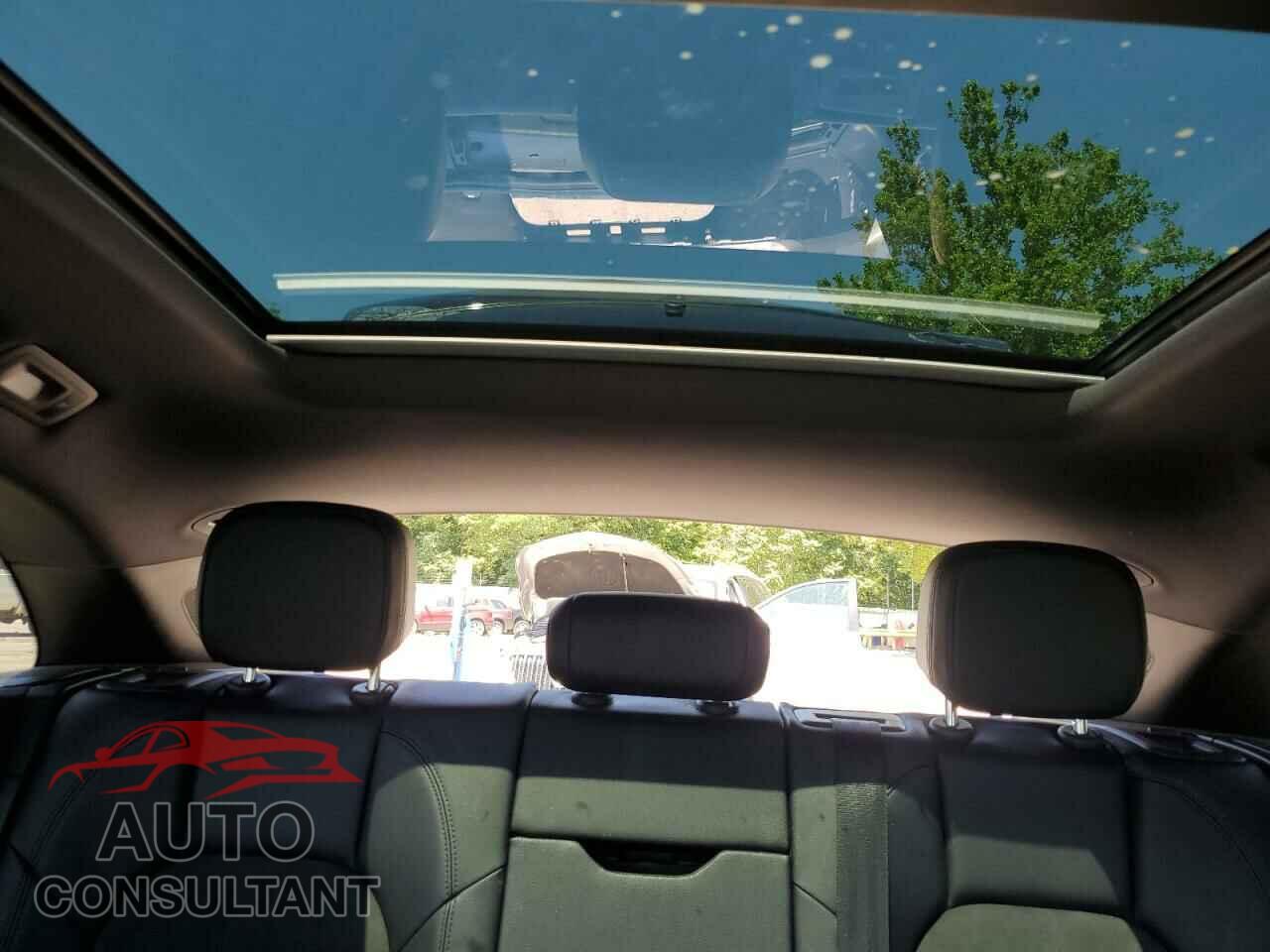 PORSCHE MACAN 2017 - WP1AA2A51HLB02455