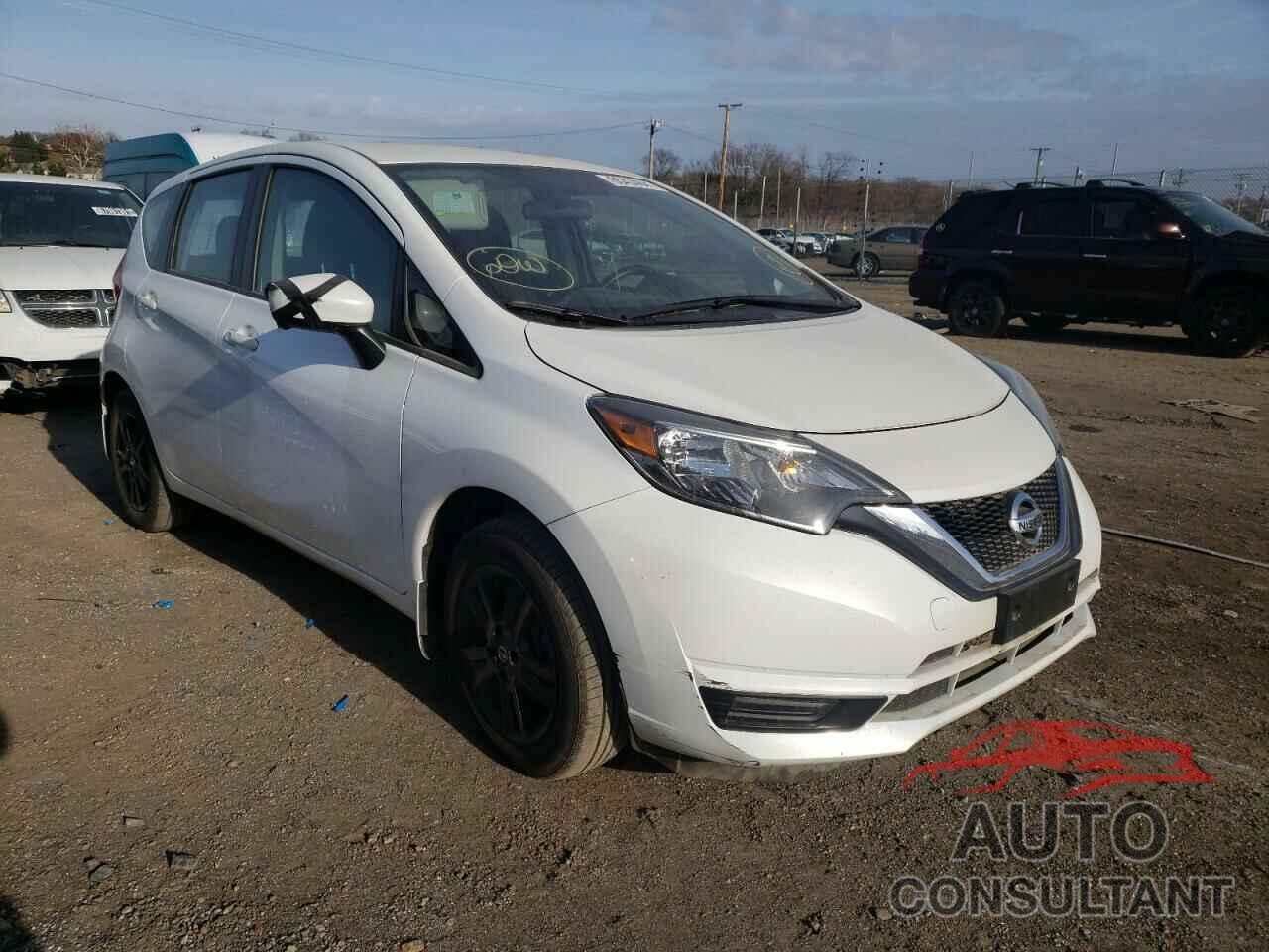 NISSAN VERSA 2018 - 3N1CE2CP5JL353957