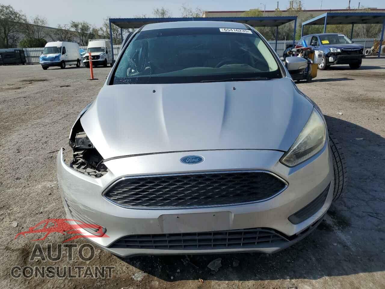 FORD FOCUS 2015 - 1FADP3F27FL301563