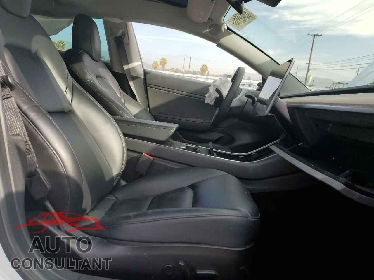 TESLA MODEL 3 2019 - 5YJ3E1EB5KF487070