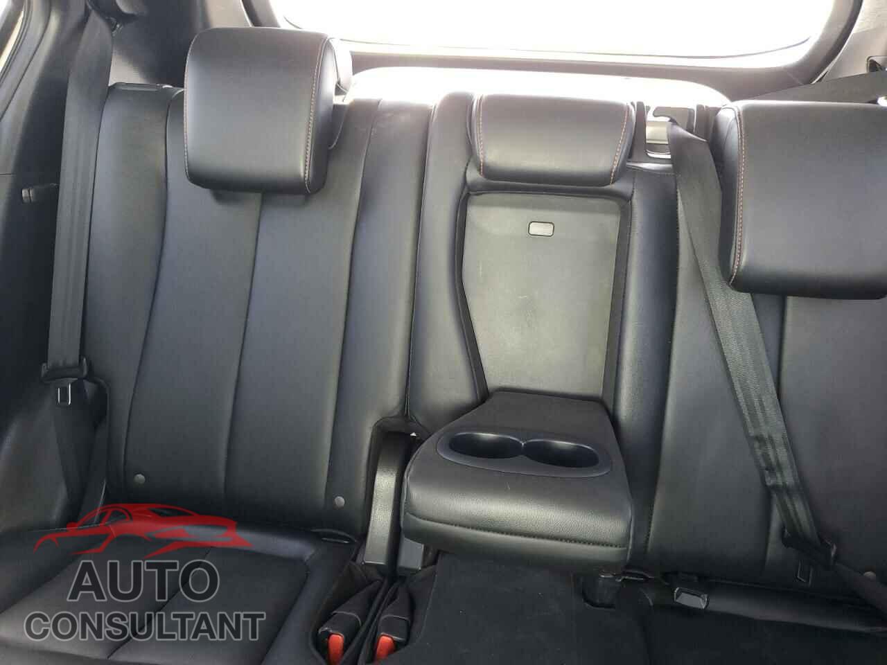 MITSUBISHI ECLIPSE 2018 - JA4AT5AA2JZ047683