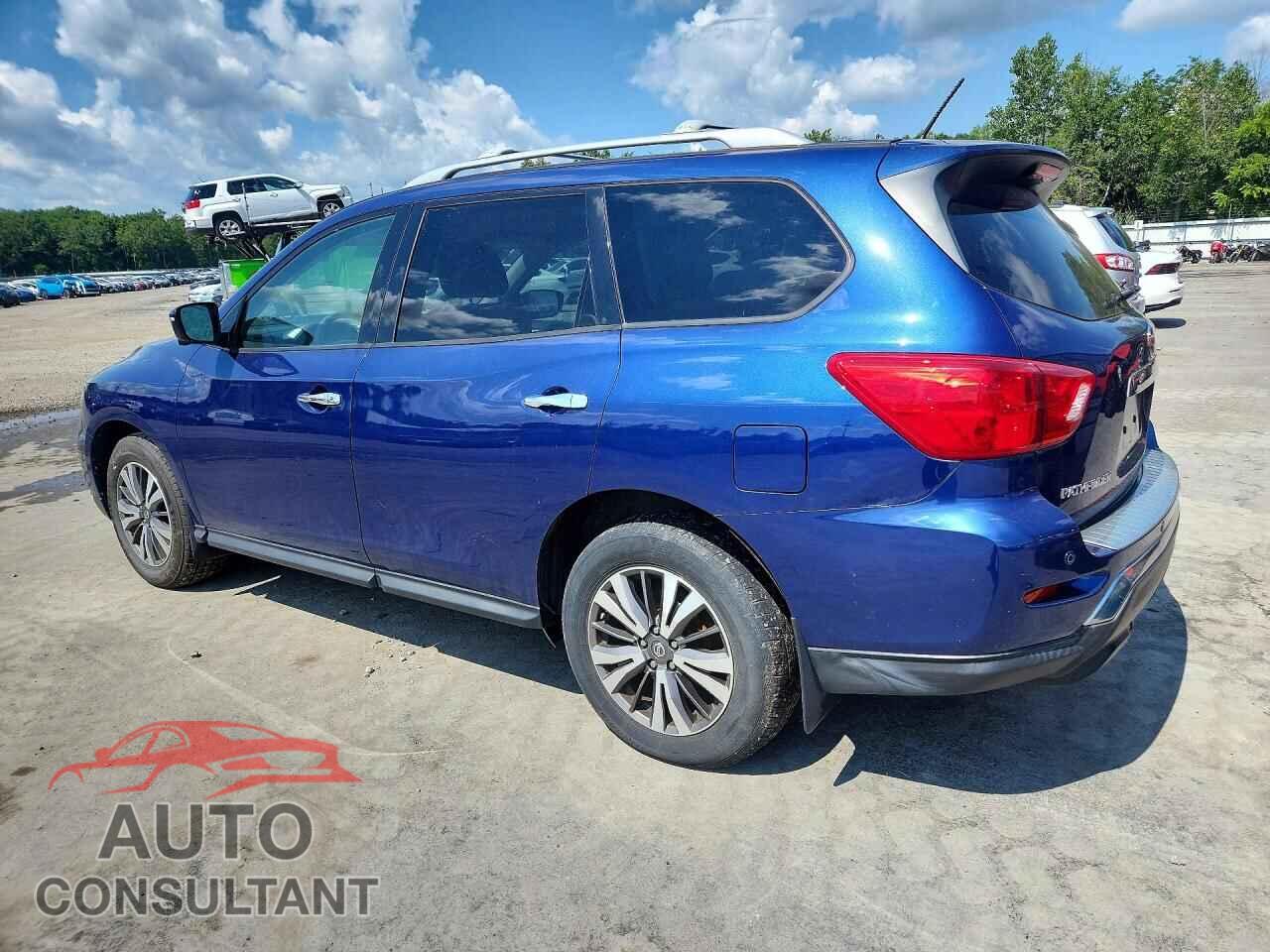 NISSAN PATHFINDER 2017 - 5N1DR2MM3HC656229