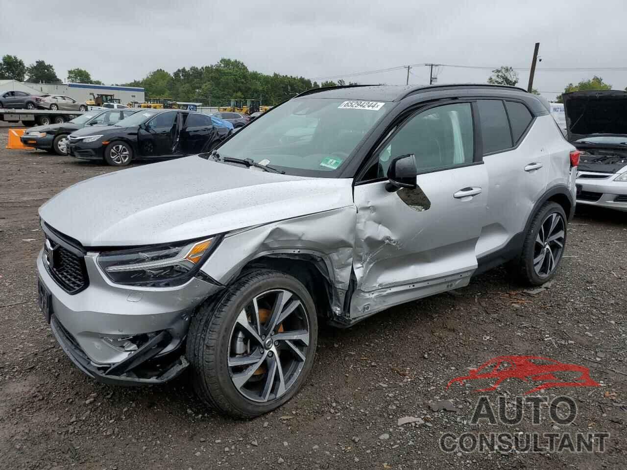 VOLVO XC40 2019 - YV4162UM8K2065954