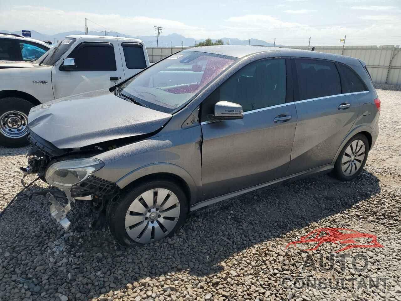 MERCEDES-BENZ B-CLASS 2014 - WDDVP9AB9EJ002455