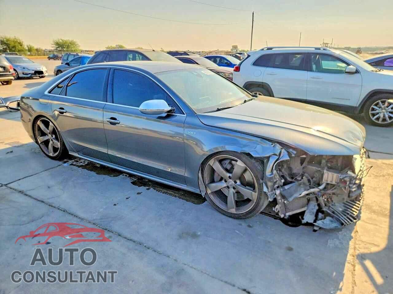 AUDI S8 2016 - WAUJSAFD9GN006808
