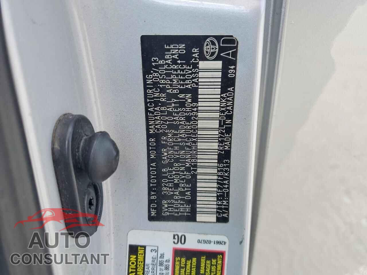 TOYOTA COROLLA 2014 - 2T1BURHEXEC002949