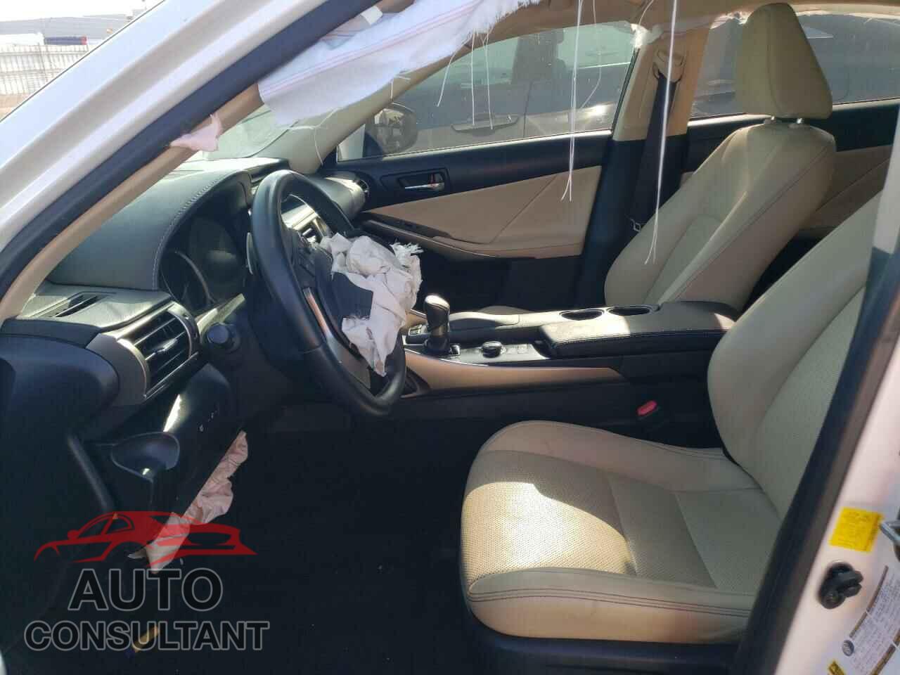 LEXUS IS 2014 - JTHBF1D20E5036479